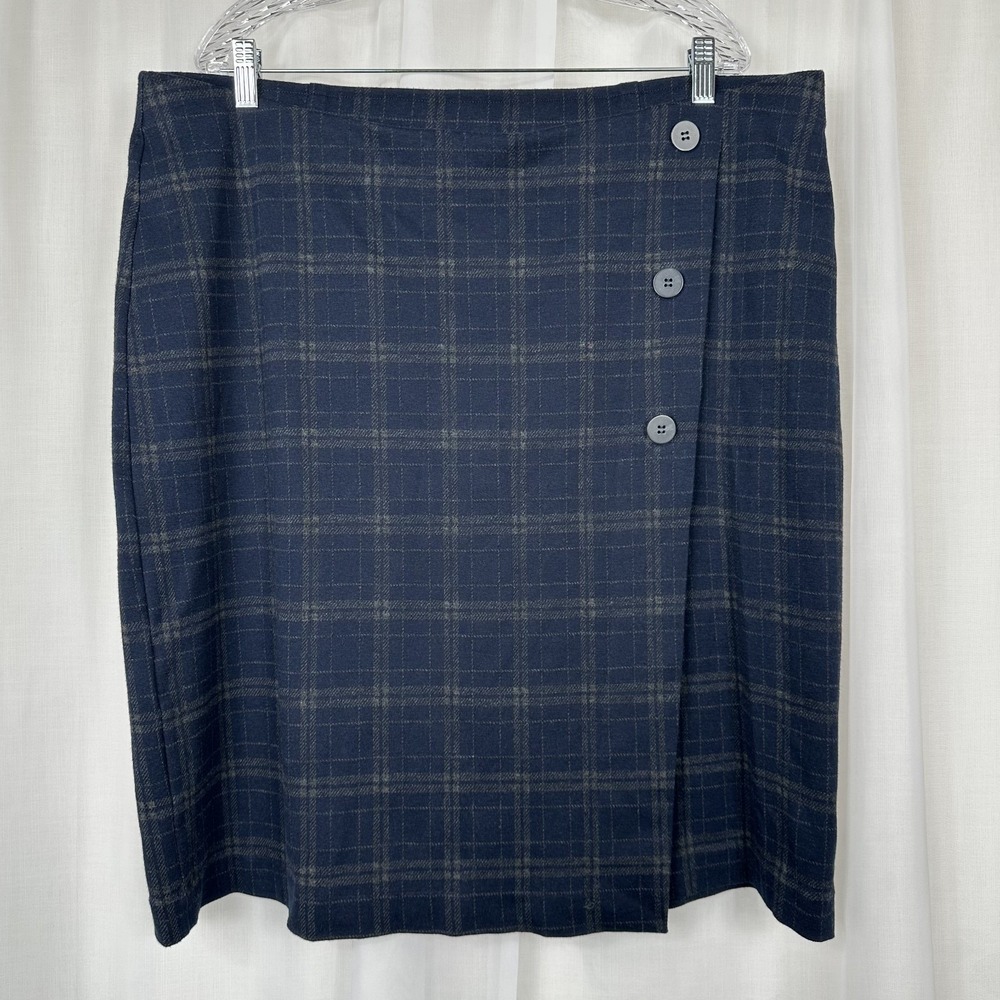 J Jill Womens Knee Skirt 2X Pull On Plaid Navy Brown Stretch Career Academia